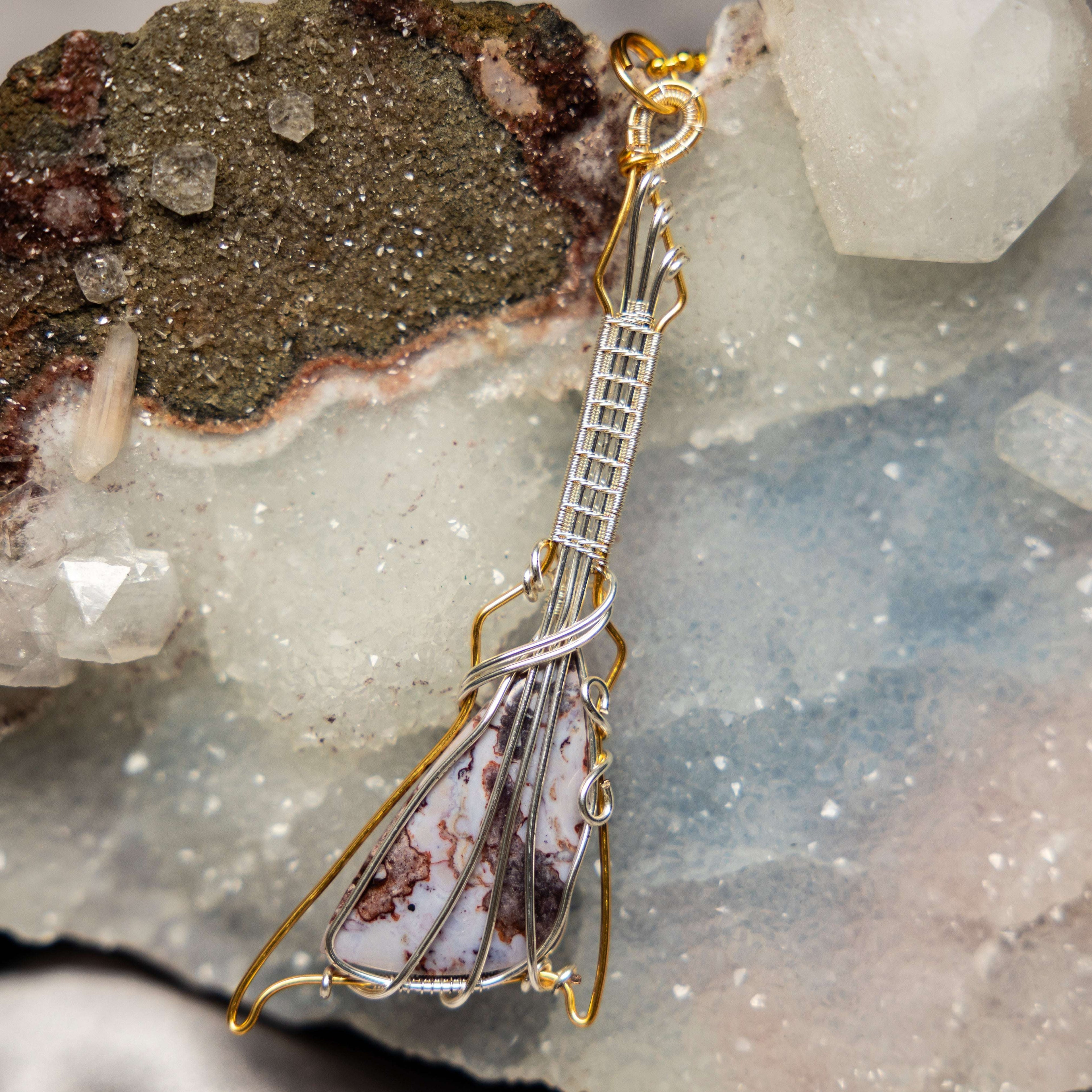 Agate Guitar Wire Wrap Pendant 4 Inch