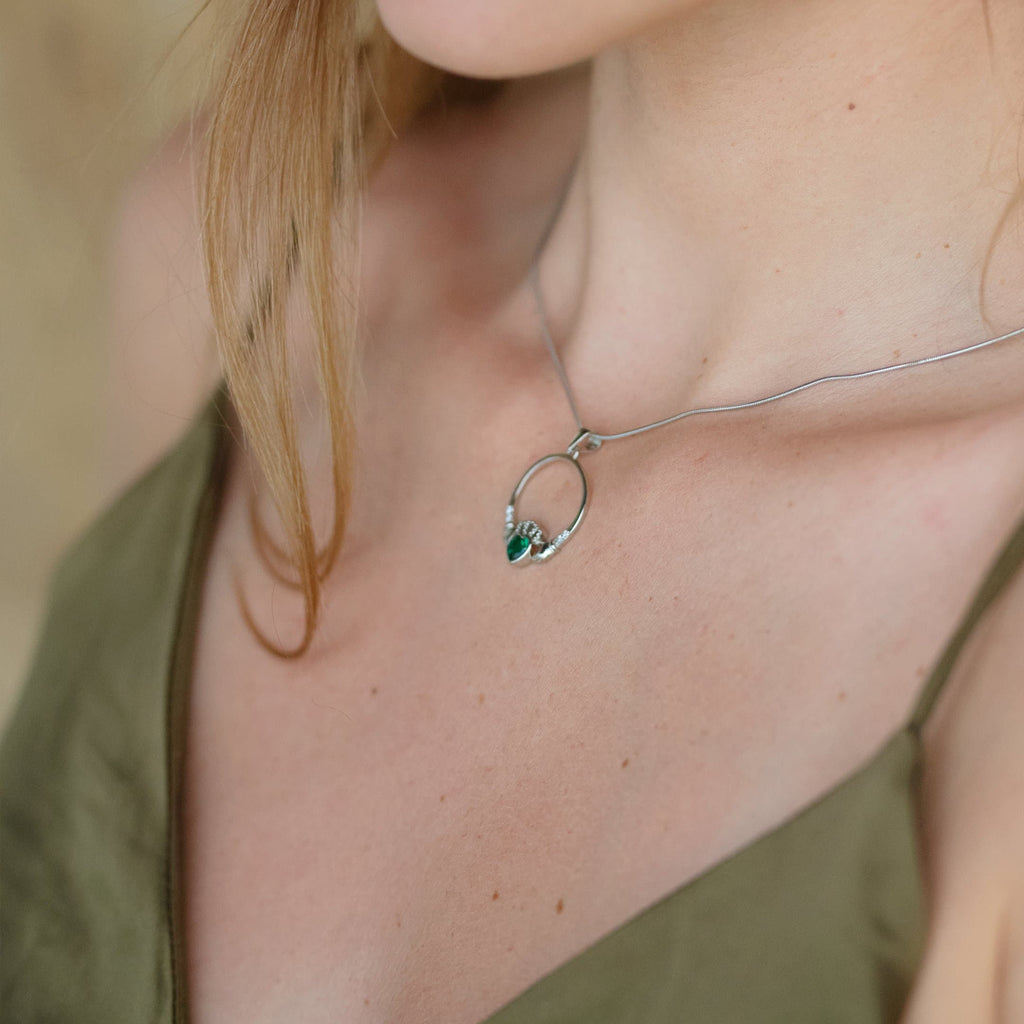 The Claddagh Pendant | 18K White Gold Necklace