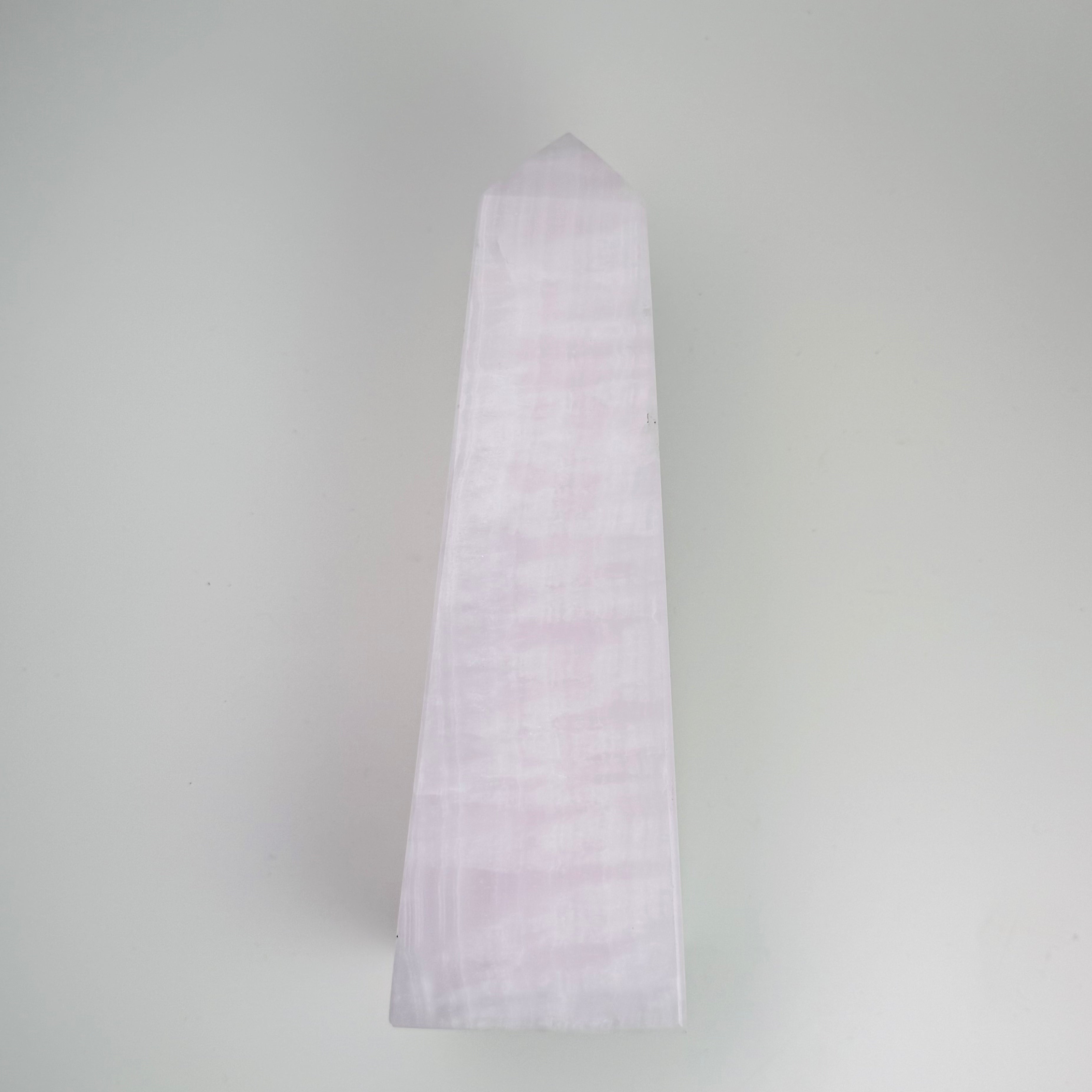 Mangano Calcite Tower