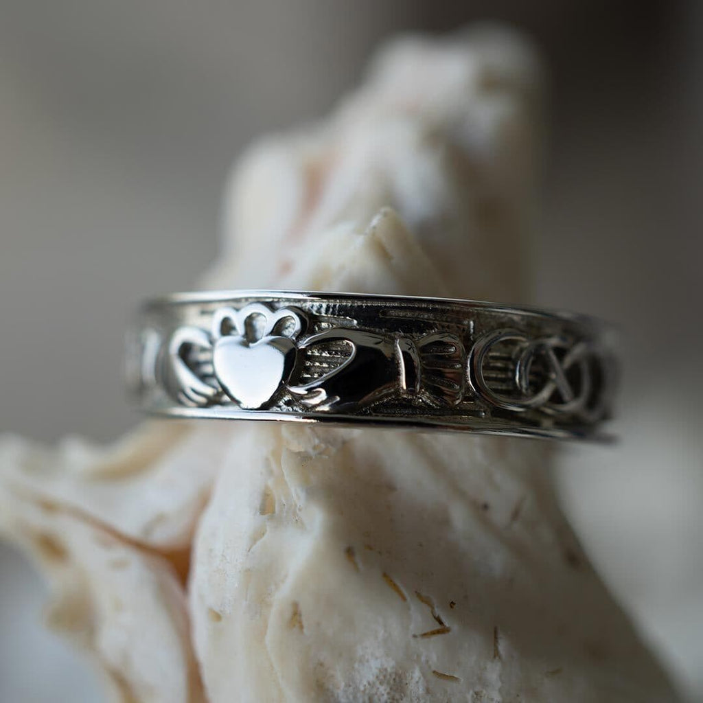 Men's Claddagh Ring | 18K White Gold Band