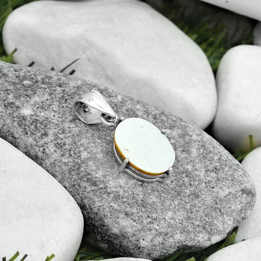 Natural Mother Of Pearl Pendant P-1013 SDP123280