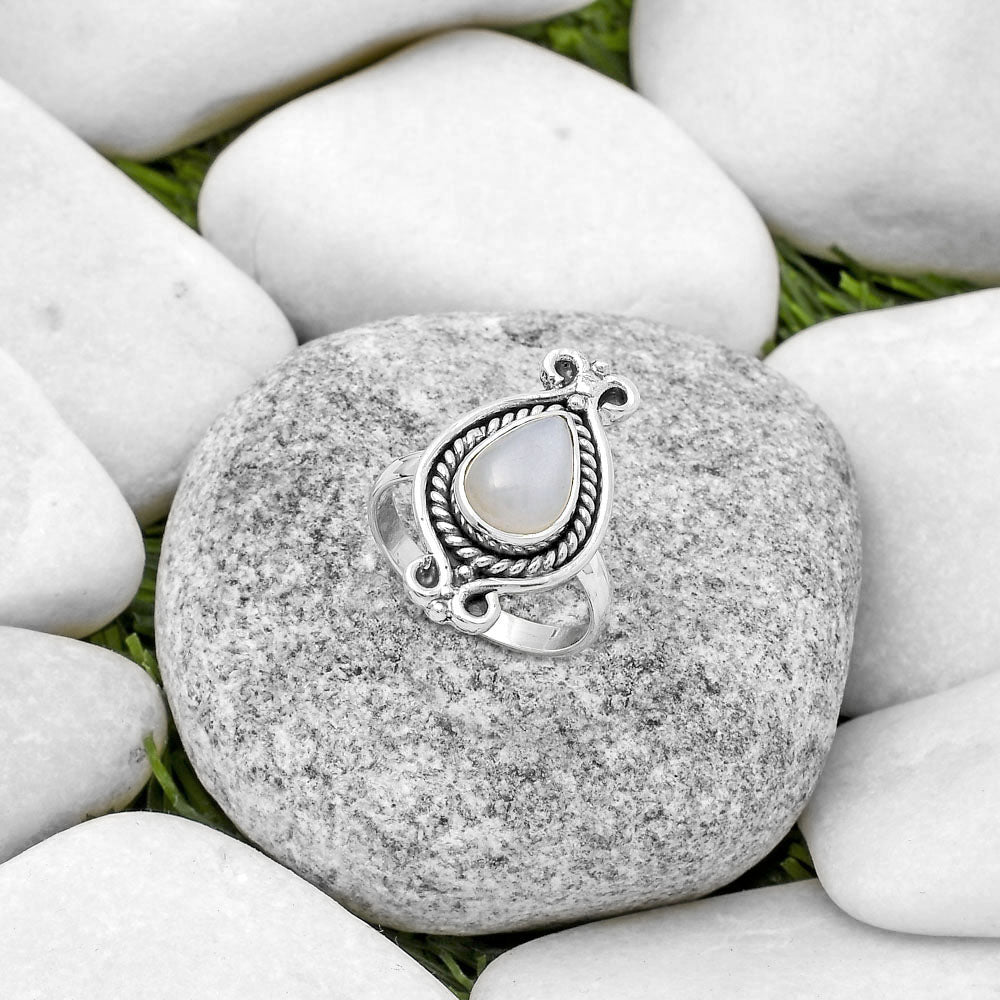 Natural Srilankan Moonstone Ring size-7.5 R-1108 SDR170763
