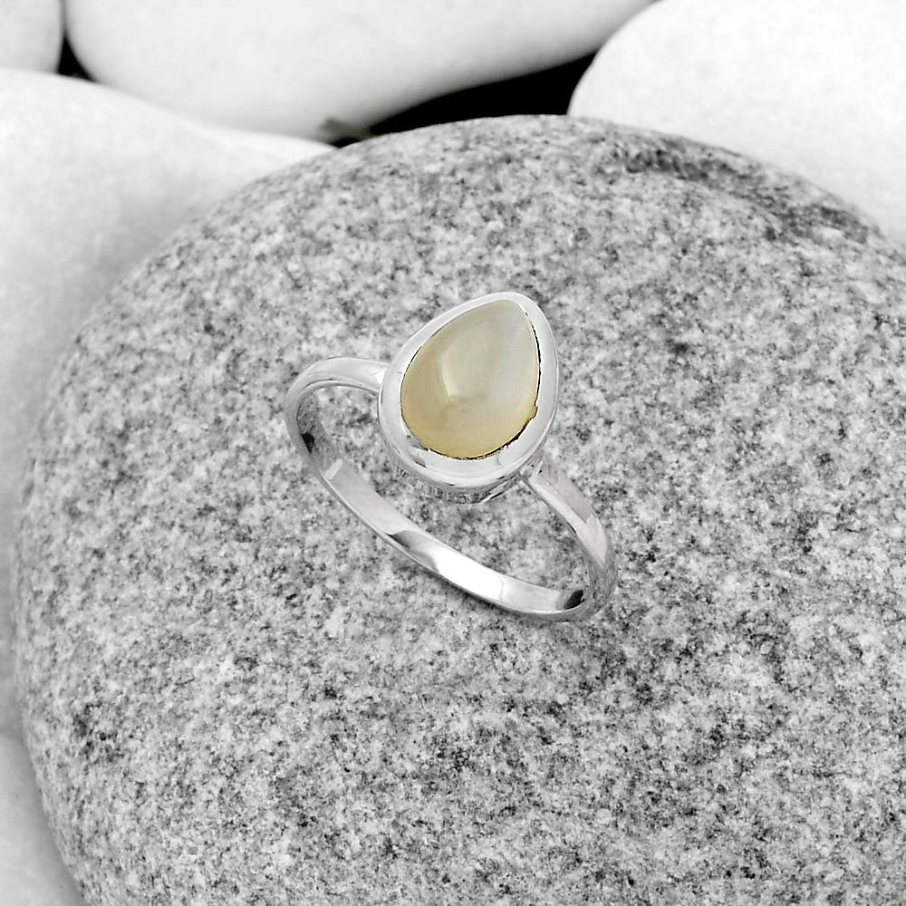 Natural Srilankan Moonstone Ring size-8.5 R-1004 SDR179240