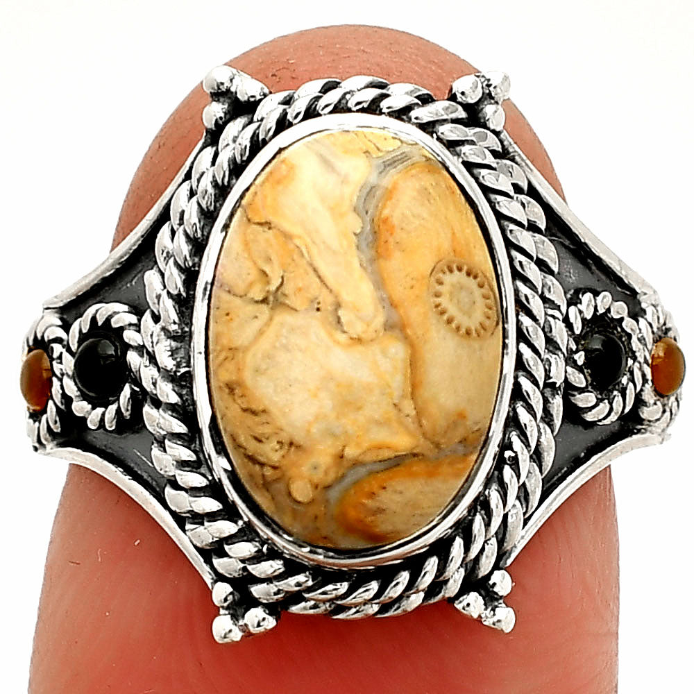 Rock Calcy, Black Onyx & Carnelian Ring size-7 R-1510 SDR234339