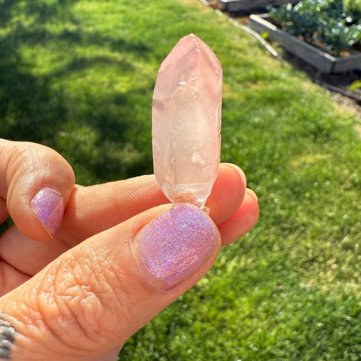 Lithium Quartz Crystal Point| Calming Stone for Meditation