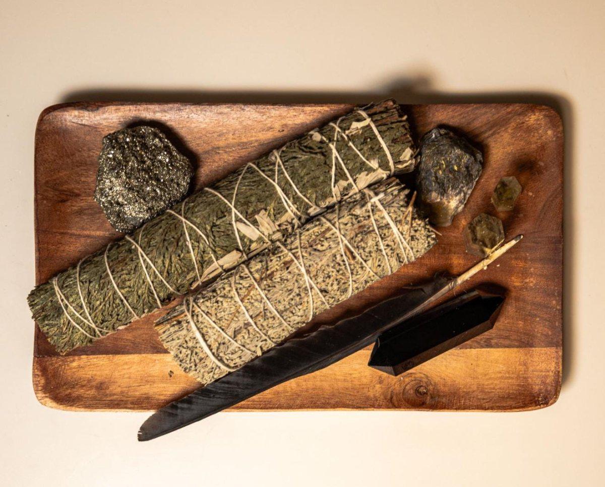 White Sage Cedar Smudge Bundle: Hand-Tied Ritual Smoke Wand